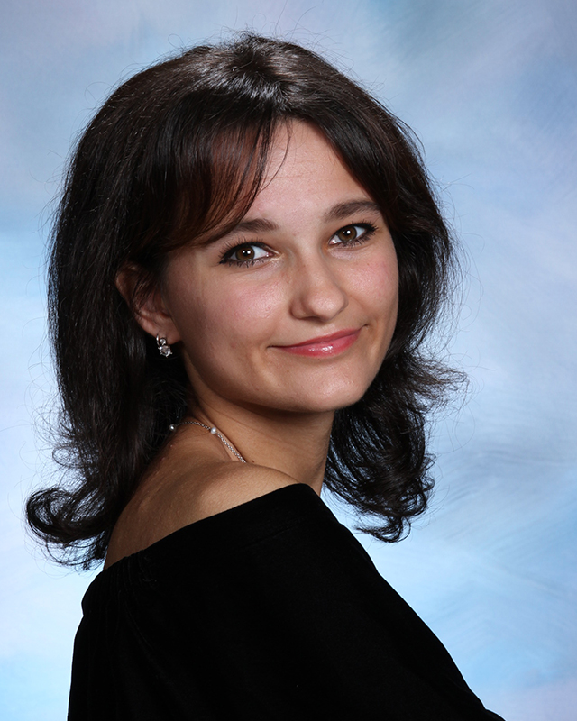 Senior Spotlight: Abby Peluso