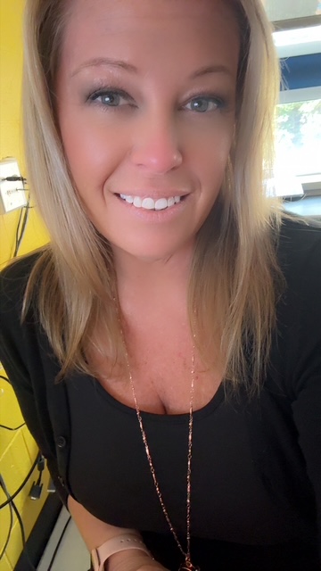 Staff Spotlight: Mrs. Robertazzi